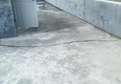 肇东楼顶漏水维修公司分享下如何解决卫生间隐蔽部位漏水的问题?